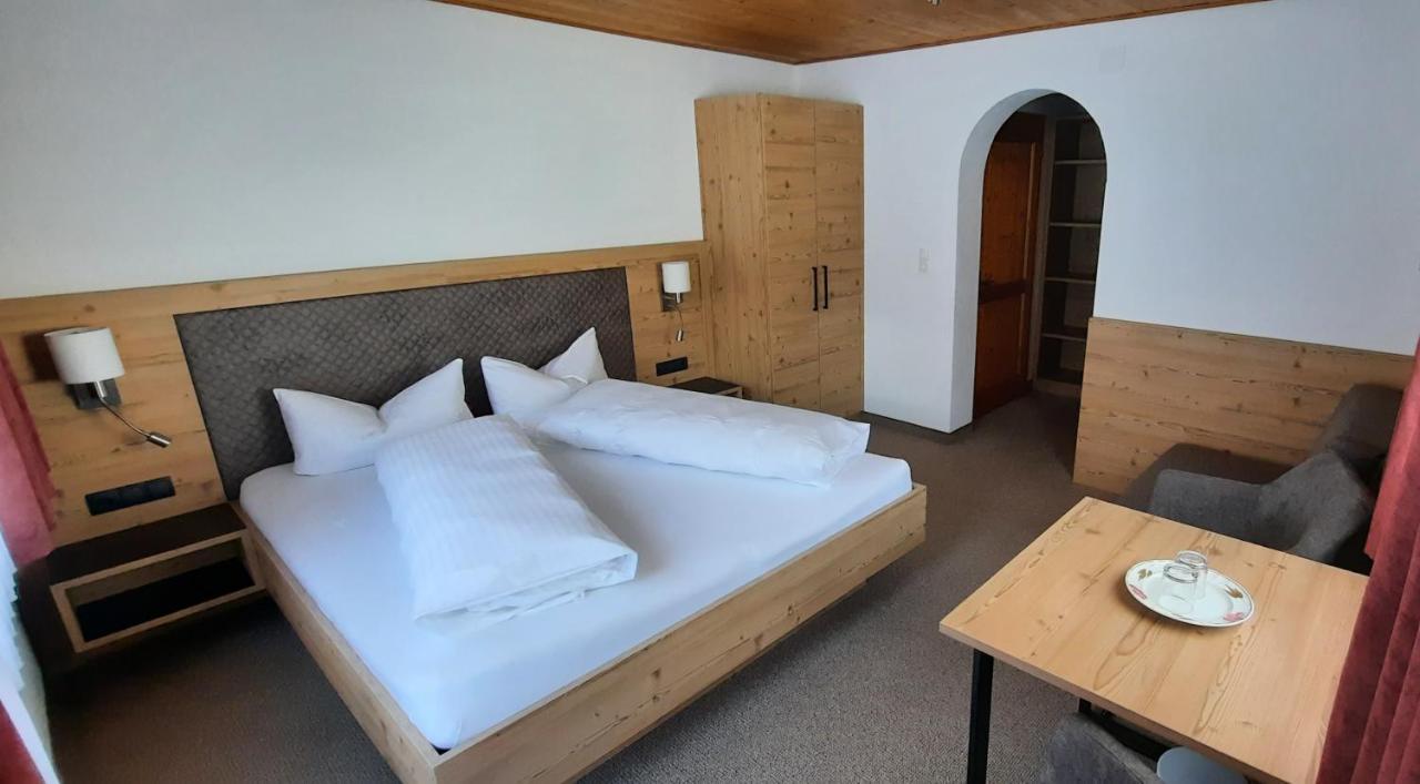 Hotel Gsallbach เคาเนอร์ทาล ภายนอก รูปภาพ