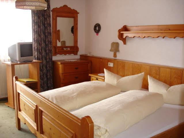 Hotel Gsallbach เคาเนอร์ทาล ภายนอก รูปภาพ